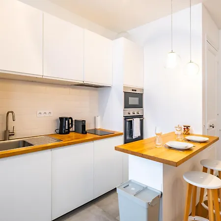 4 Guests Moderne & Lumineux 8ᵉ Paris